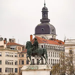 Dify Petit - Place Bellecour Appartement Lyon